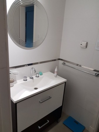 nuevo,  moderno, optimo,hemroso chalet de 4 ambientes, con garaje ,parque y galería