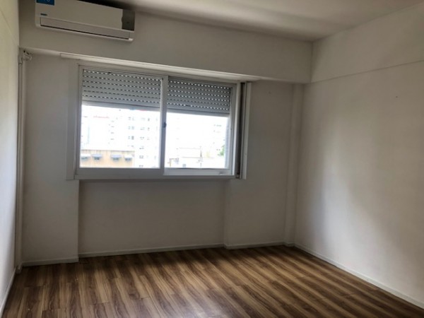 VENTA DPTO. CON RENTA !!!,  DPTO. 2 AMB. CON DEPENDENCIAS !!!!! AL FRENTE,  IMPEC. PZA. COLON. CON RENTA!