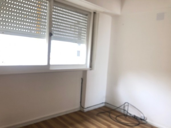 VENTA DPTO. CON RENTA !!!,  DPTO. 2 AMB. CON DEPENDENCIAS !!!!! AL FRENTE,  IMPEC. PZA. COLON. CON RENTA!