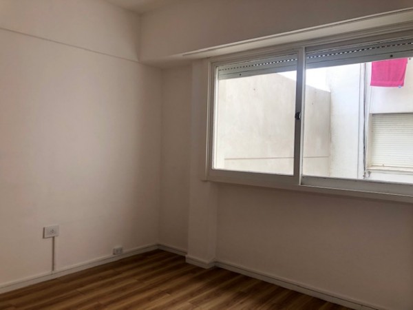 VENTA DPTO. CON RENTA !!!,  DPTO. 2 AMB. CON DEPENDENCIAS !!!!! AL FRENTE,  IMPEC. PZA. COLON. CON RENTA!