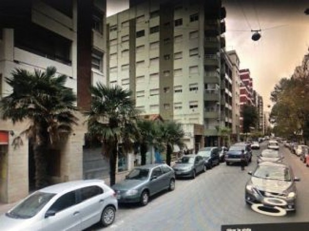 demolicion en excelente zona, posibilidad de  importante proyecto de  edificio