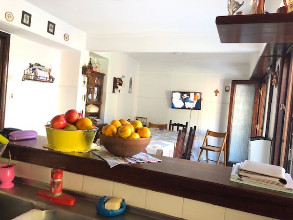 hermoso chalet en colina, amplio, impecable, consulte !!!!