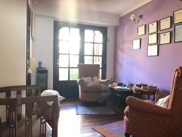 hermoso chalet en colina, amplio, impecable, consulte !!!!