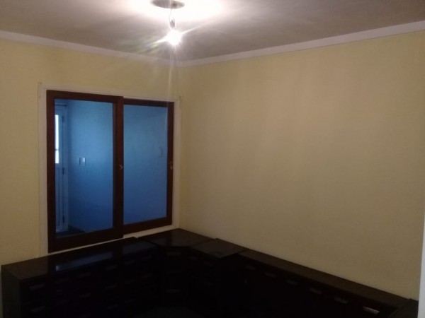 LOCAL CON VIVIENDA EN P.A