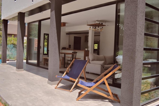 VENTA BOSQUE PERALTA RAMOS !!!! CHALET  MODERNO,  HERMOSO, NUEVO 