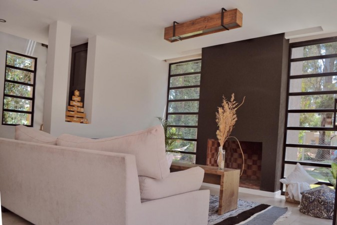 VENTA BOSQUE PERALTA RAMOS !!!! CHALET  MODERNO,  HERMOSO, NUEVO 