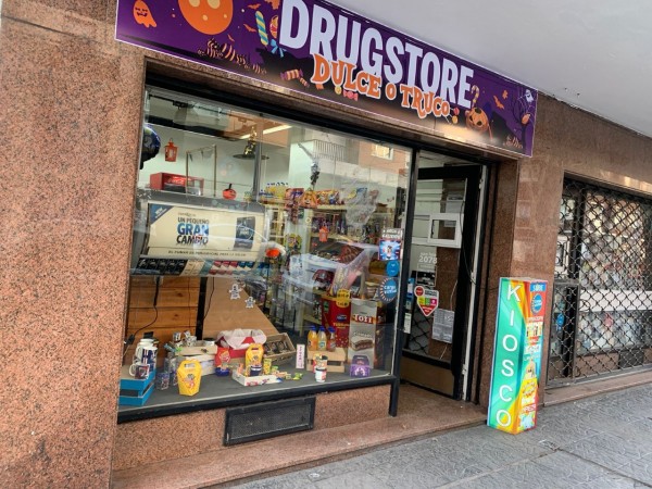 DEPARTAMENTO PISO CON PATIO, MAS BAULERA Y DOS LOCALES  