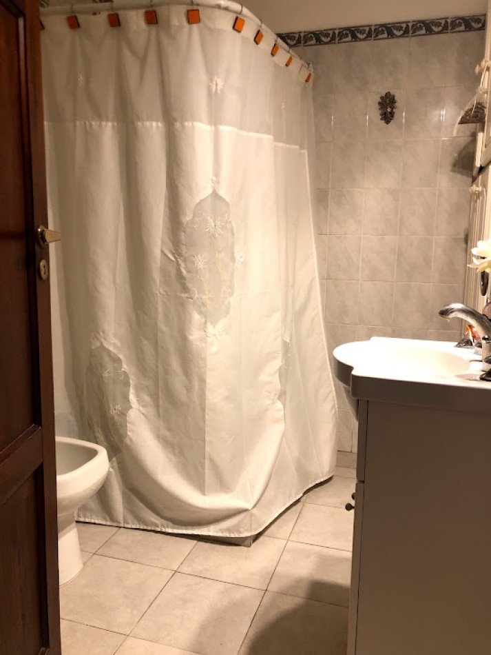 ALQUILER por temporada corta o de verano en  Mar del Plata !!! DISPONIBLE DICIEMBRE DEPARTAMENTO EN PH DE   2 amb.  2/3 PLAZAS. MUY AMPLIO, LUMINOSO Y TRANQUILO.  ZONA CHAUVIN, 1o PISO POR  ESCALERA,  HERMOSO !!!!