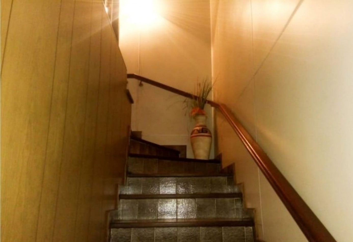 VENTA APTO LOCAL O  EDIFICIO. CHALET CLASICO MDP,  DE 6 AMBIENTES CON PATIO, PARRILLA, DESARROLLADO EN DOS PLANTAS, solo venta para proyecto comercial, o multifamiliar.