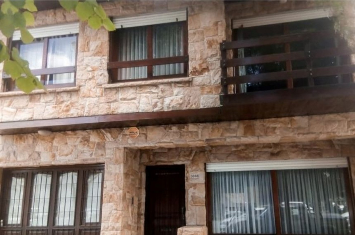 VENTA APTO LOCAL O  EDIFICIO. CHALET CLASICO MDP,  DE 6 AMBIENTES CON PATIO, PARRILLA, DESARROLLADO EN DOS PLANTAS, solo venta para proyecto comercial, o multifamiliar.