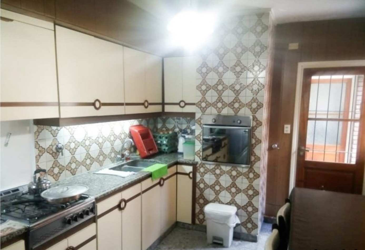 VENTA APTO LOCAL O  EDIFICIO. CHALET CLASICO MDP,  DE 6 AMBIENTES CON PATIO, PARRILLA, DESARROLLADO EN DOS PLANTAS, solo venta para proyecto comercial, o multifamiliar.