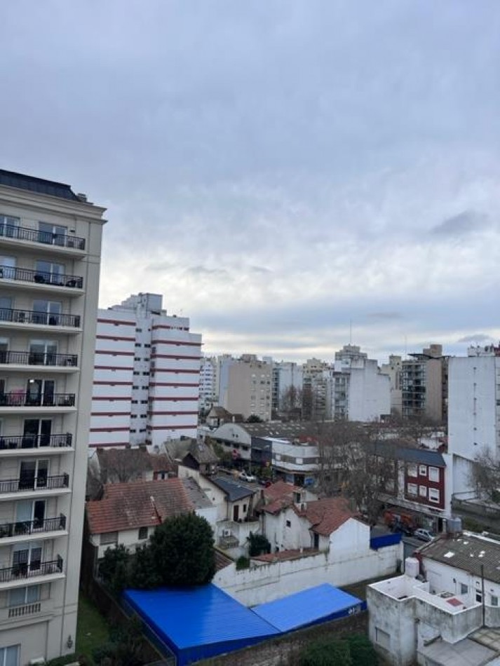 VENTA MDP,  ZONA CHAUVIN/MACROCENTRO, PISO UNICO EN SU ESTILO, CALIDAD, METRAJE, AMPLITUD DE AMBIENTES, VISTA PANORAMICA, CONSULTANOS !!!