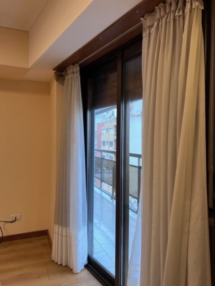 VENTA MDP,  ZONA CHAUVIN/MACROCENTRO, PISO UNICO EN SU ESTILO, CALIDAD, METRAJE, AMPLITUD DE AMBIENTES, VISTA PANORAMICA, CONSULTANOS !!!