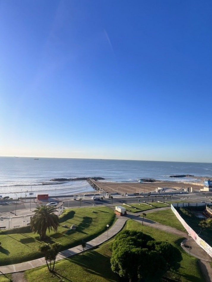 VENTA, CON RENTA !!! DEPARTAMENTO VISTA PLENA AL MAR, FRENTE AL MAR Y LA PLAZA ESPAÑA, 3 AMB. CON DEPENDENCIAS Y COCHERA