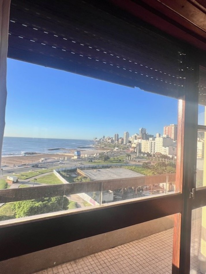 VENTA, CON RENTA !!! DEPARTAMENTO VISTA PLENA AL MAR, FRENTE AL MAR Y LA PLAZA ESPAÑA, 3 AMB. CON DEPENDENCIAS Y COCHERA