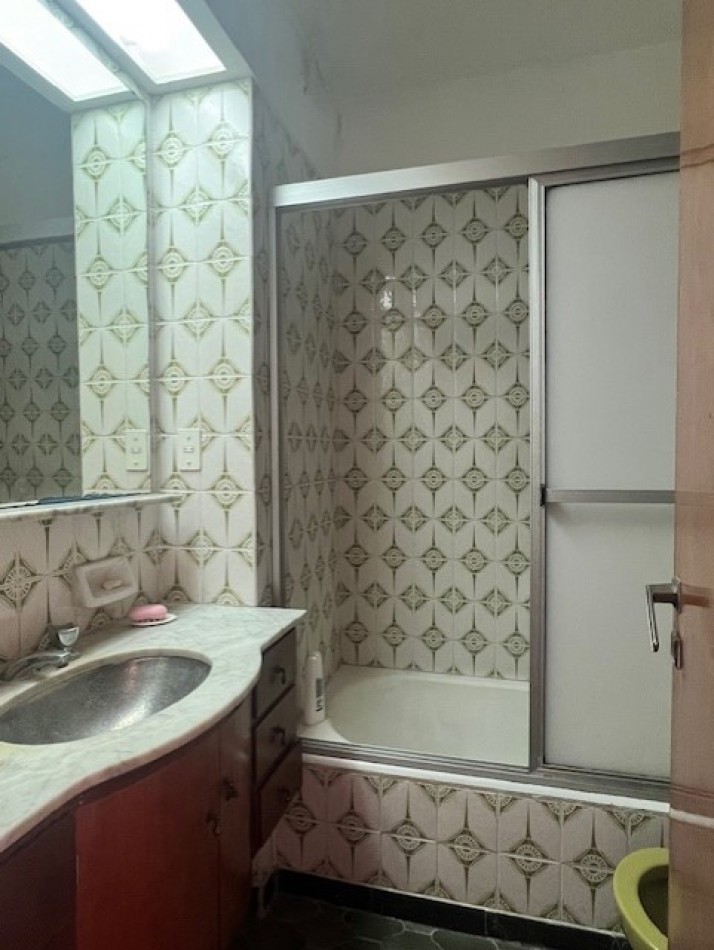 VENTA, CON RENTA !!! DEPARTAMENTO VISTA PLENA AL MAR, FRENTE AL MAR Y LA PLAZA ESPAÑA, 3 AMB. CON DEPENDENCIAS Y COCHERA