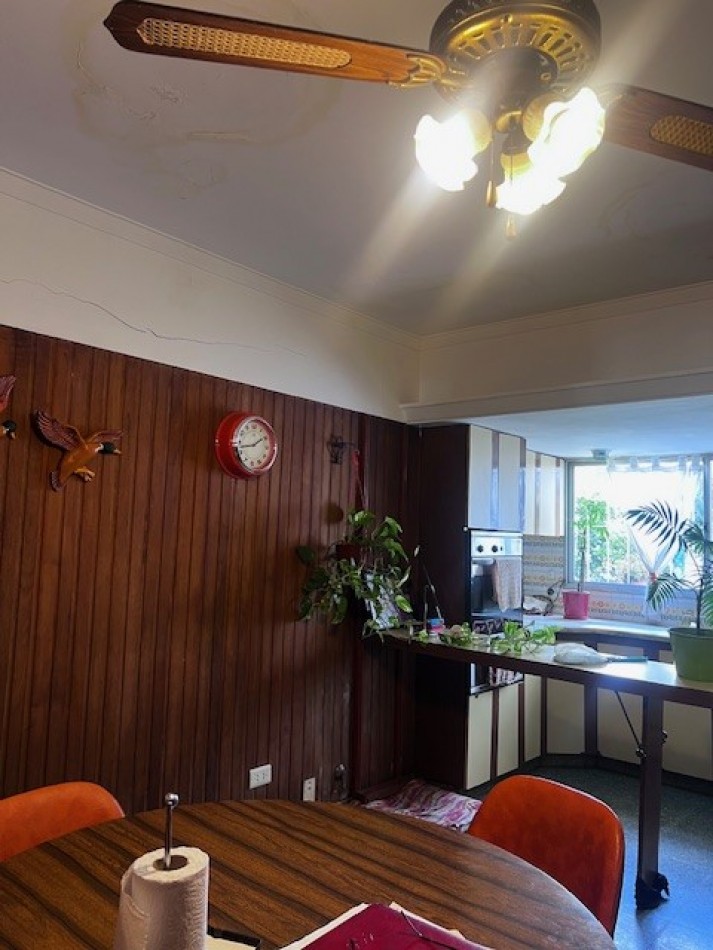 Venta chalet Mar del Plata amplio chalet uso familiar y o comercil  6  ambientes zona San Jose 