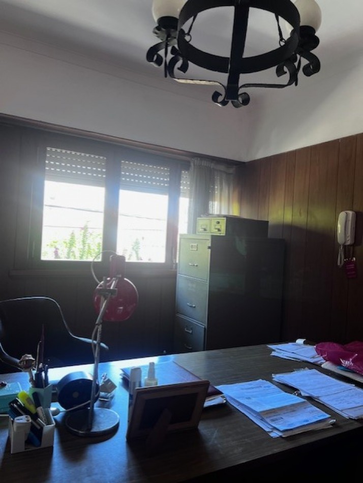 Venta chalet Mar del Plata amplio chalet uso familiar y o comercil  6  ambientes zona San Jose 