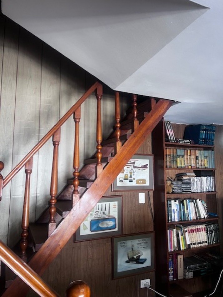 Venta chalet Mar del Plata amplio chalet uso familiar y o comercil  6  ambientes zona San Jose 