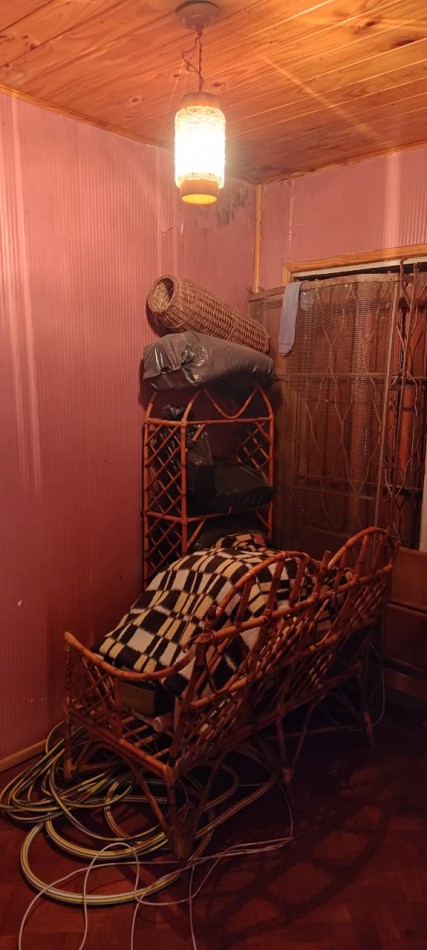 CHALET EN VENTA, ZONA CAMET,  A 200 MTS. DEL MAR ,  3 AMB.Y PARQUE