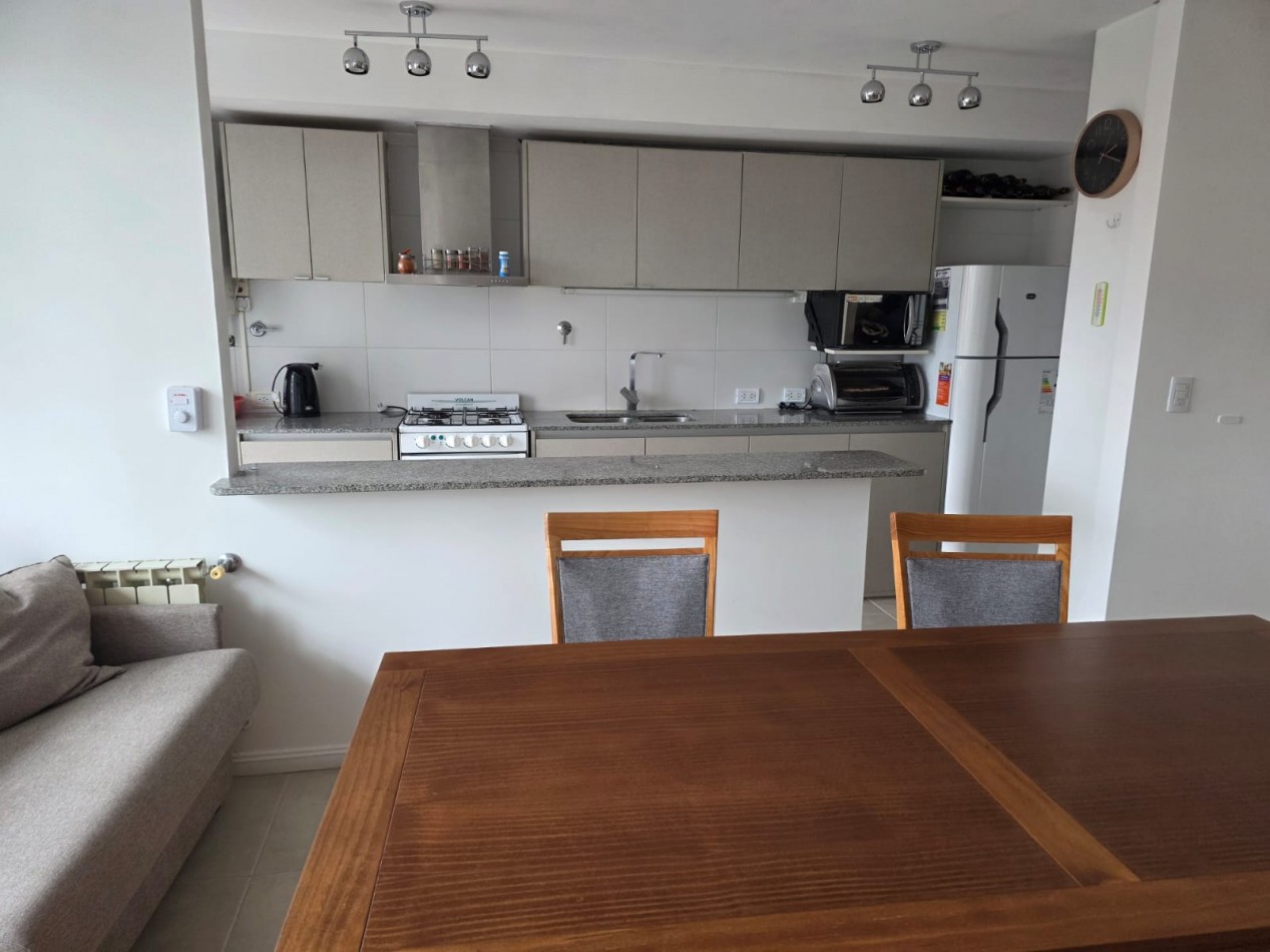 NUEVO VALOR !!!!! venta PLAYA CHICA, Mar del Plata,  2 amb. con cochera a metros del mar, excelente opcion  !!! IM - PER -  DI - BLE !1!!