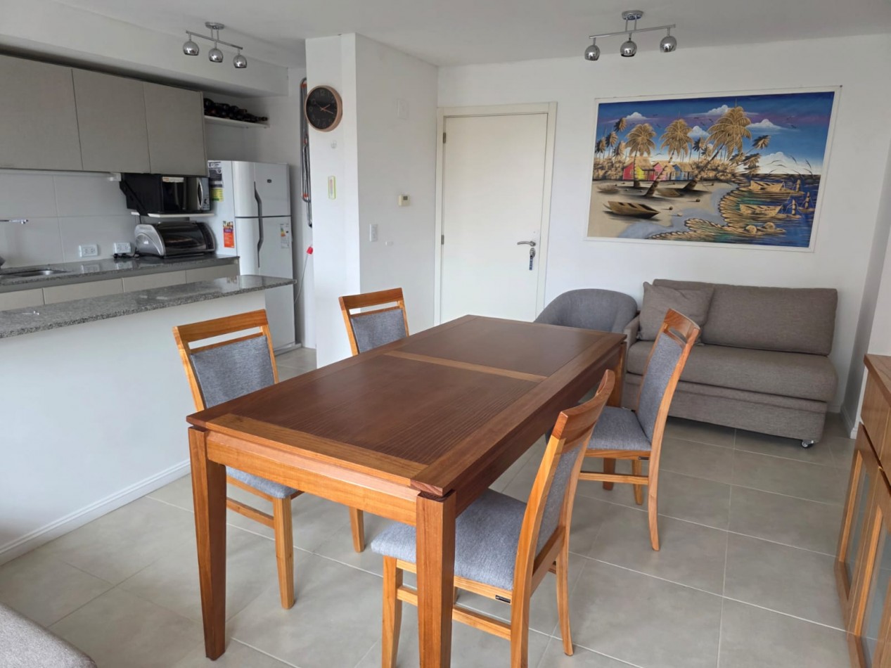 NUEVO VALOR !!!!! venta PLAYA CHICA, Mar del Plata,  2 amb. con cochera a metros del mar, excelente opcion  !!! IM - PER -  DI - BLE !1!!