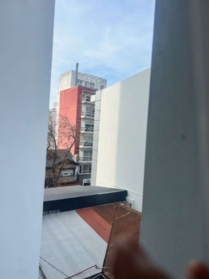 VENTA DEPARTAMENTO.  3 AMB.,  ZONA PLAZA MITRE