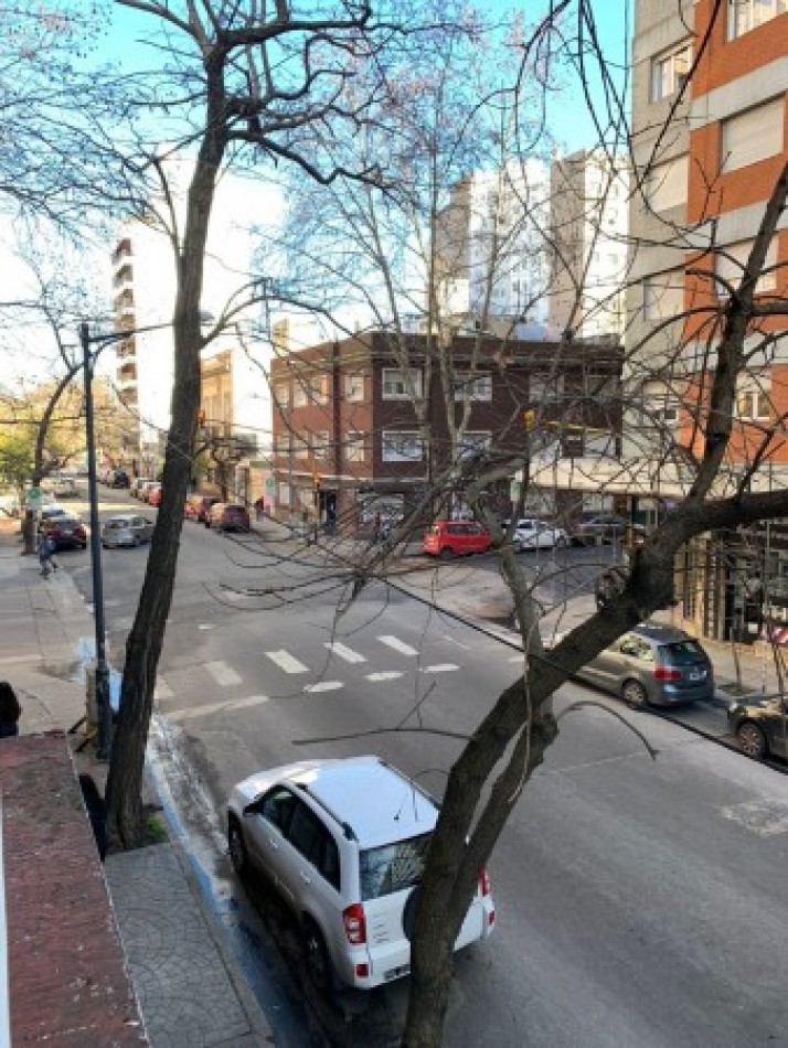 DEPARTAMENTO PISO CON PATIO, MAS BAULERA EN ALQUILER