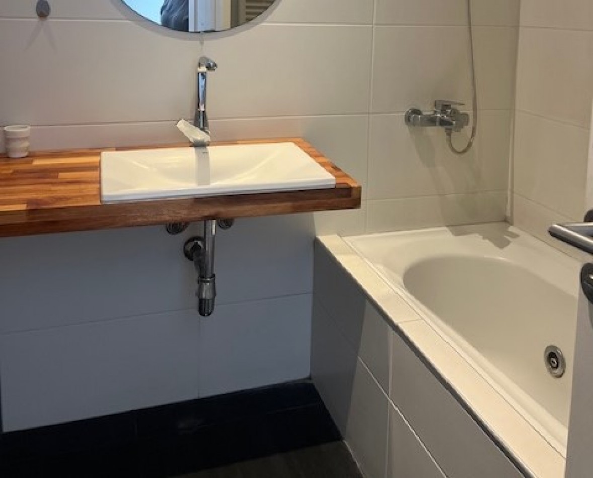 HERMOSO DUPLEX EN ALQUILER POR 24 MESES EN MAR DEL PLATA. 3 AMB. ENTRADA DE AUTO , PATIO Y BALCON 