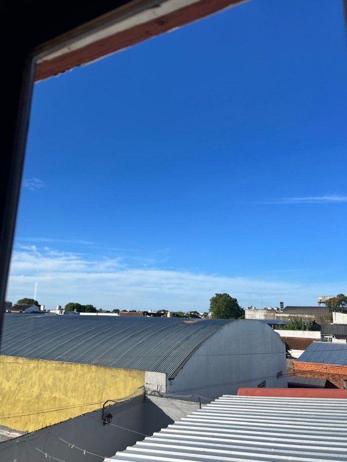 ALQUILER PH DE 3 AMB. EN SEGUNDO PISO POR ESCALERA, BARRIO BDO. RIVADAVIA