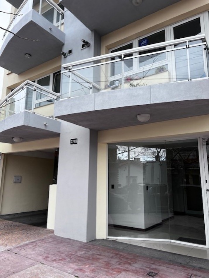 ALQUILER 24 MESES, MAR DEL PLATA,  ZONA CHAUVIN, 3 AMB. AL  FRENTE CON BALCON Y COCHERA