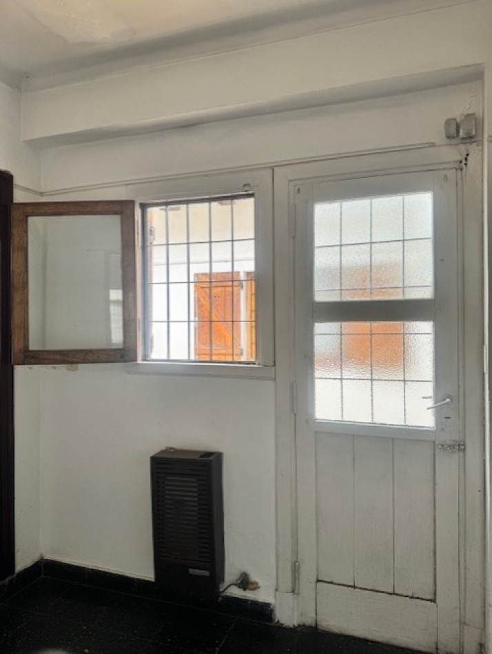 NUEVO VALOR !!! VENTA CHALET ESTILO MDP. ZONA PLAZA MITRE, IDEAL INVERSION O PROFESIONAL Y COMERCIAL