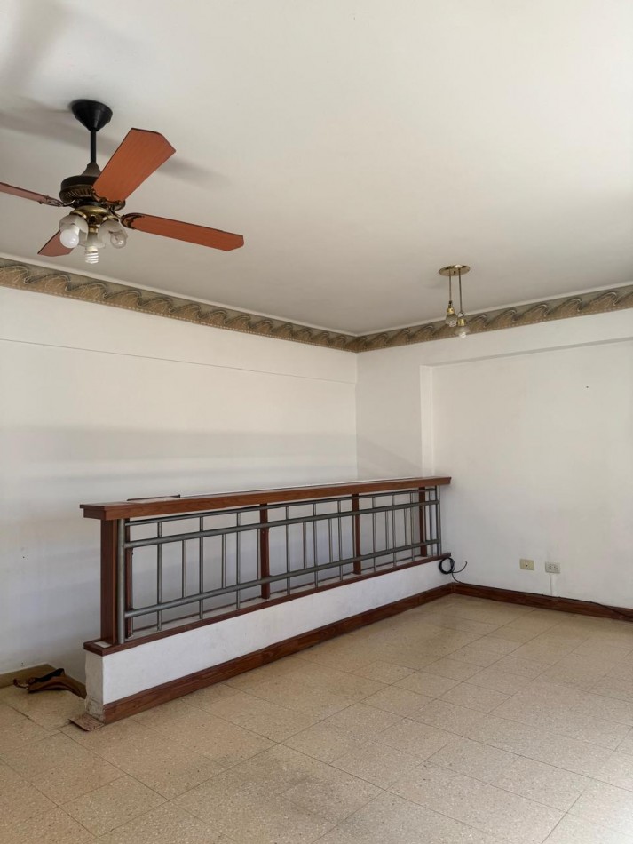 SUPER VENTA DEPARTAMENTO EN MDP, ZONA CENTRO,  3 AMBIENTES EN DUPLEX CON COCHERA