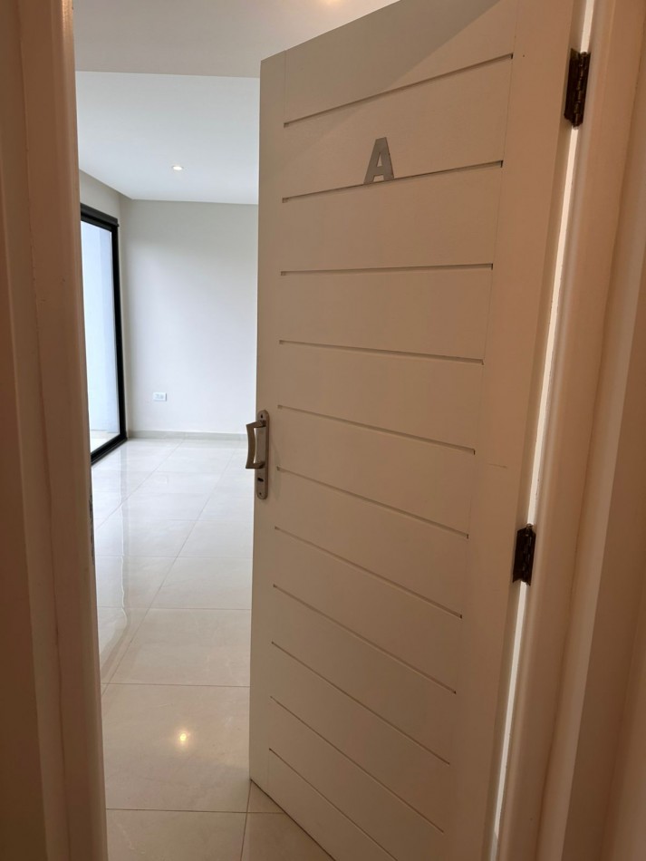 VENTA DEPARTAMENTO/PH  EN P.A, 3 MB. EN DUPLEX CON PAQUE, VILLA PRIMERA