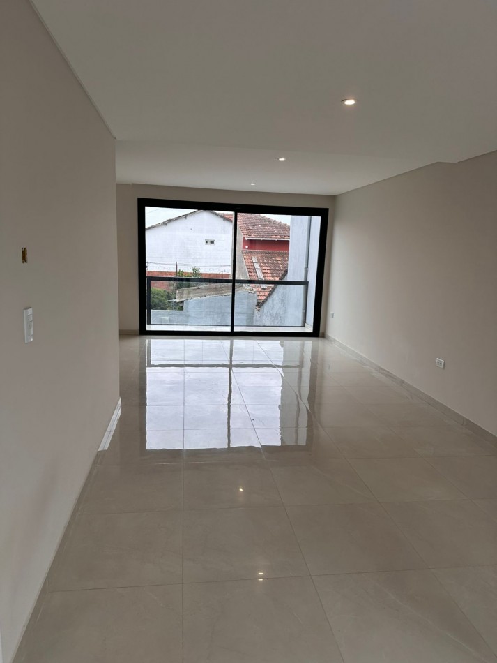 VENTA DEPARTAMENTO/PH  EN P.A, 3 MB. EN DUPLEX CON PAQUE, VILLA PRIMERA