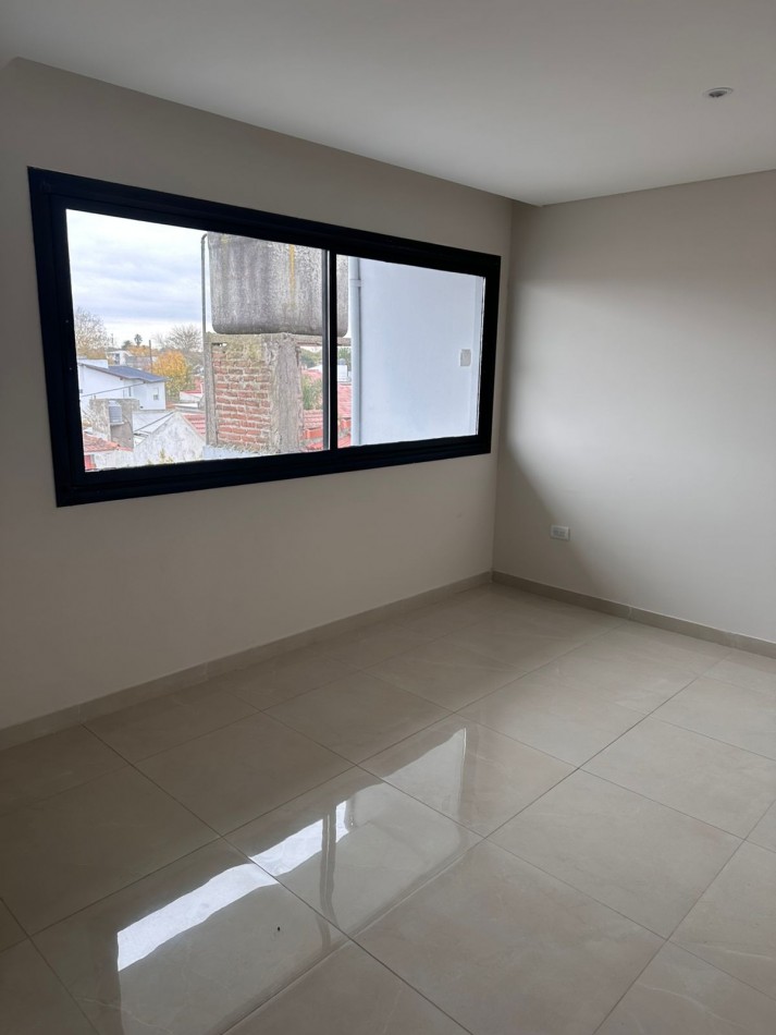 VENTA DEPARTAMENTO/PH  EN P.A, 3 MB. EN DUPLEX CON PAQUE, VILLA PRIMERA