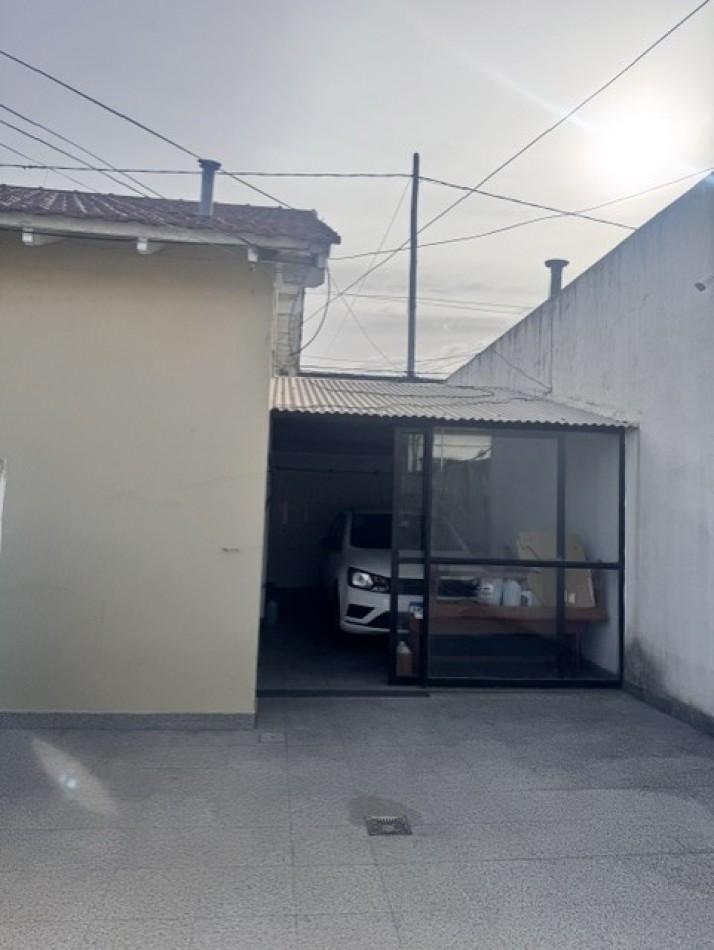 CHALET EN VENTA, ZONA VILLA LOURDES, chalet 3 amb. parque y dpto a reciclar 