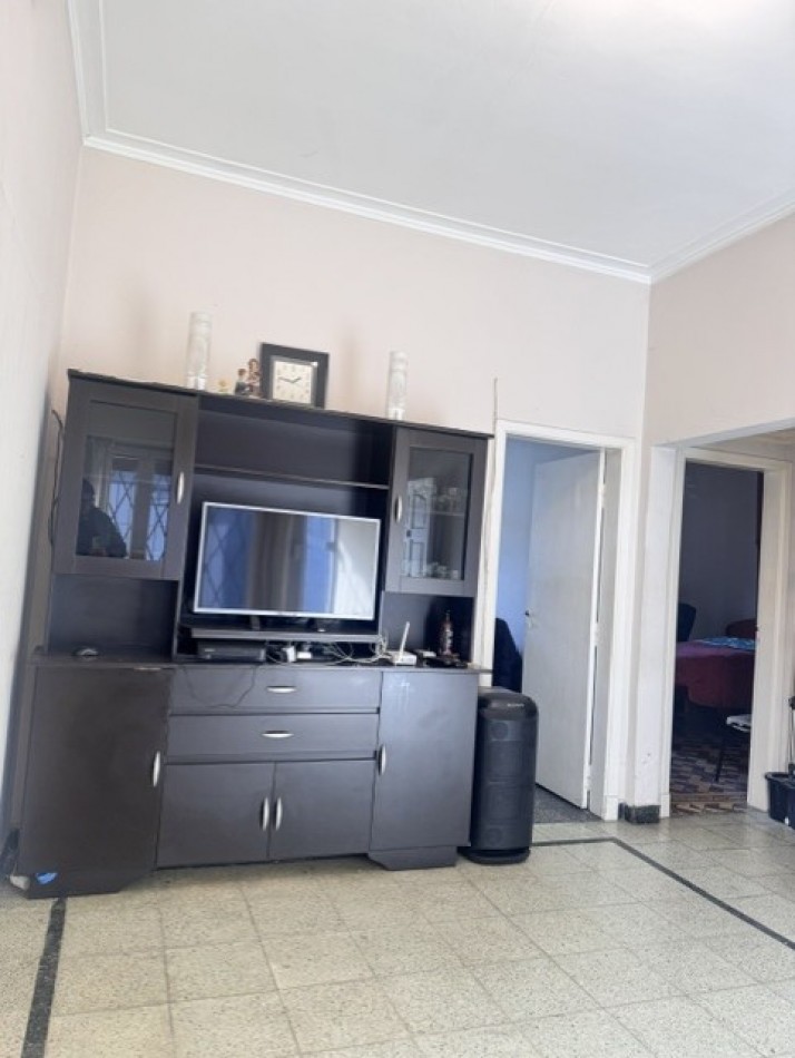 CHALET EN VENTA, ZONA VILLA LOURDES, chalet 3 amb. parque y dpto a reciclar 