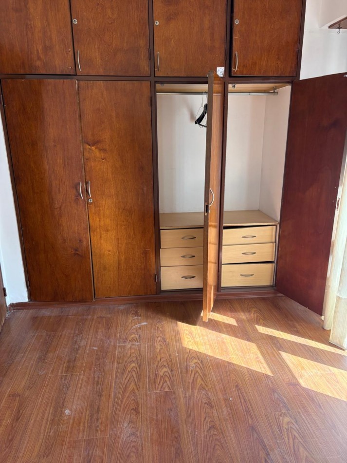 VENTA 2 Amb con cochera, en venta, zona PUNTA MOGOTES 