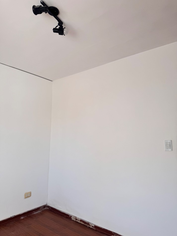 VENTA 2 Amb con cochera, en venta, zona PUNTA MOGOTES 