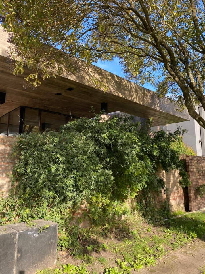 VENTA UNICO EN ESTILO Y CALIDAD !!!! DUPLEX A ESTRENAR , HERMOSO DISEÑO, ZONAJ. M. ESTRADA, 