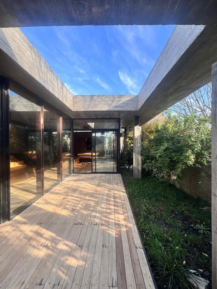 VENTA DUPLEX EN MAR DEL PLATA !!!!! UNICO EN SU ESTILO, CALIDAD OPTIMA !!!! HERMOSO DISEÑO !!! ZONA J.M. ESTRADA