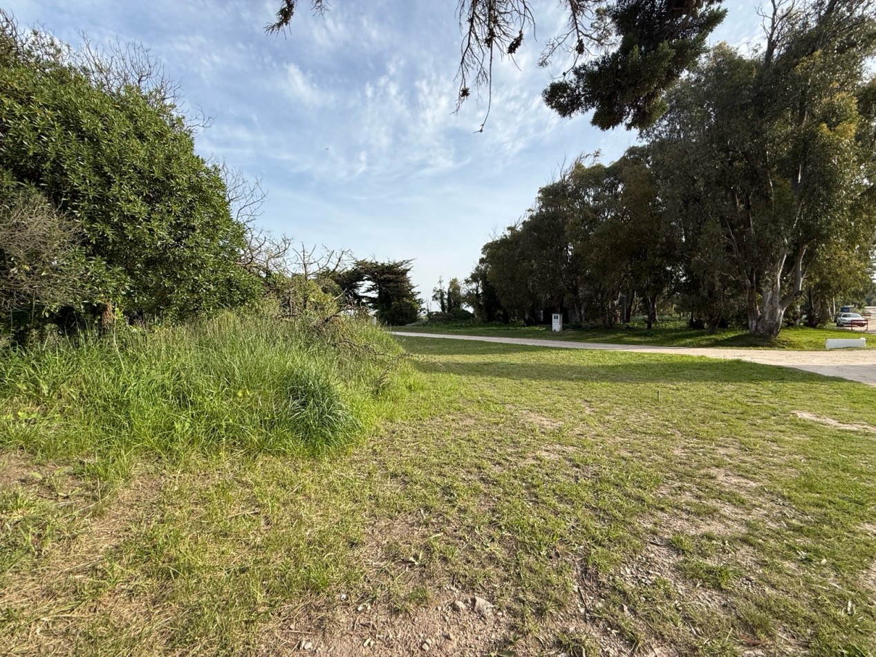 Lote en venta en Miramar 