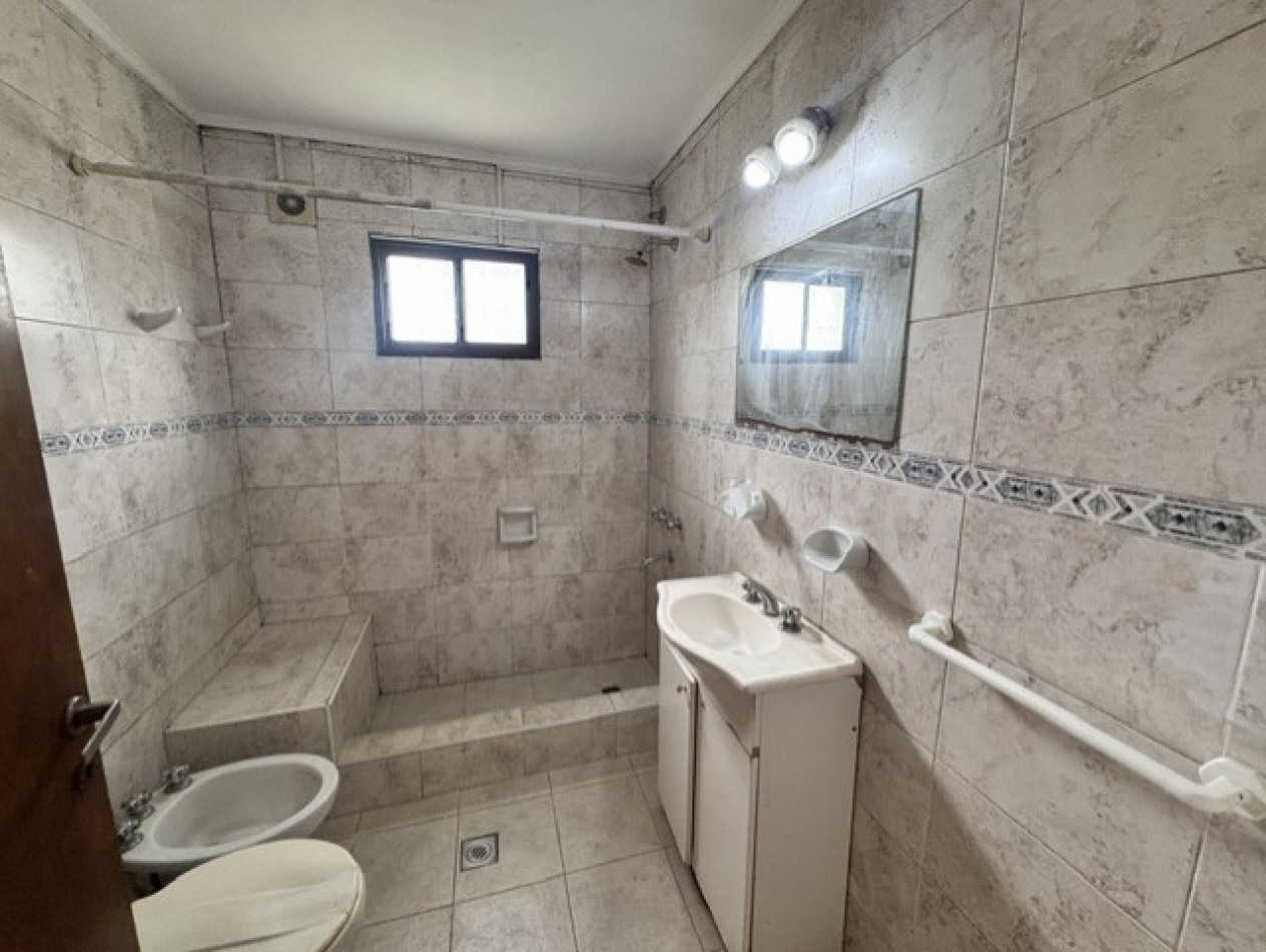 ALQUILER CASA | 3 AMBIENTES | GJE. PATIO 