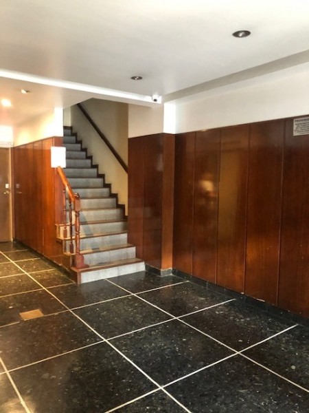 VENTA DPTO. CON RENTA !!!,  DPTO. 2 AMB. CON DEPENDENCIAS !!!!! AL FRENTE,  IMPEC. PZA. COLON. CON RENTA!