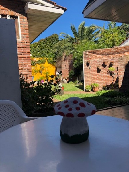 hermoso chalet en colina, amplio, impecable, consulte !!!!