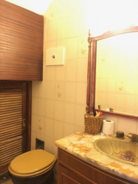 chalet playa grande, parque, garaje doble y departamento de entrada independiente.