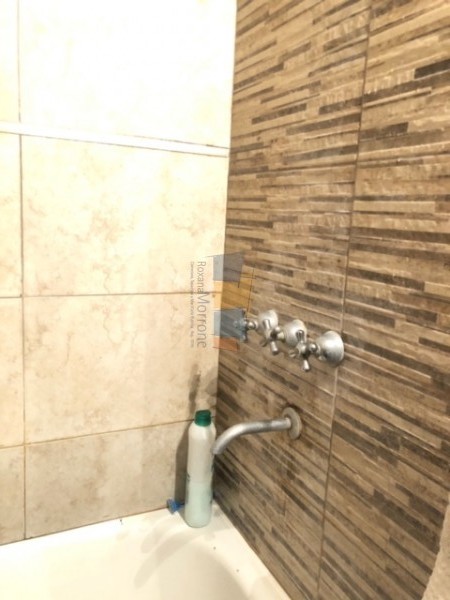 chalet playa grande, parque, garaje doble y departamento de entrada independiente.