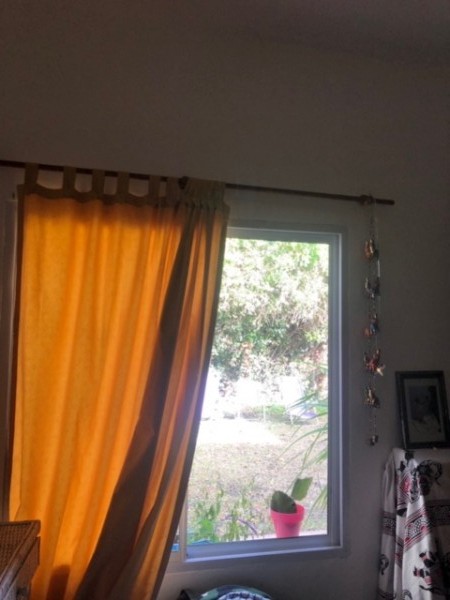 chalet playa grande, parque, garaje doble y departamento de entrada independiente.