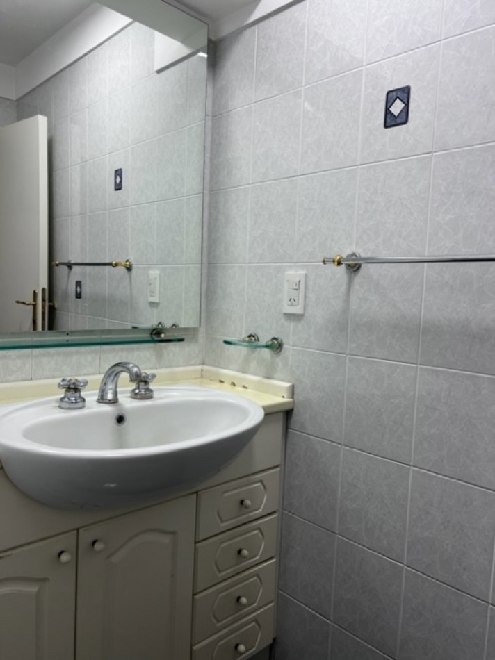 VENTA MDP,  ZONA CHAUVIN/MACROCENTRO, PISO UNICO EN SU ESTILO, CALIDAD, METRAJE, AMPLITUD DE AMBIENTES, VISTA PANORAMICA, CONSULTANOS !!!